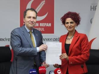 YRP lideri Fatih Erbakan imzayı attı
