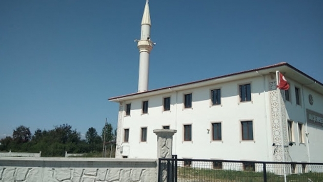 İddia: AKP'li belediye koordinatörü caminin kablolarını kesti