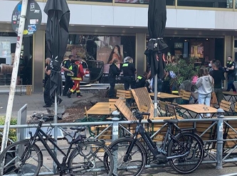 Berlin’de otomobil kalabalığa daldı: 1 ölü, 8 yaralı