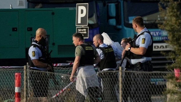 Kopenhag'da AVM'de silahlı saldırı: Ölü ve yaralıların olduğu belirtiliyor