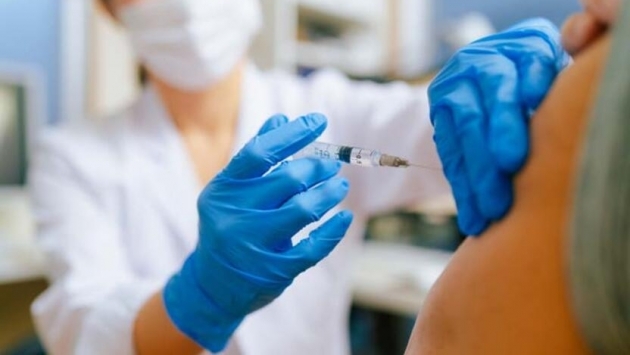 Prof. Dr. Aydın: Covid-19'da sert dalga başladı, aşı ve maske şart