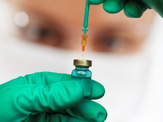 Pfizer/BioNTech’in yeni versiyon aşısı onay için incelemeye alındı