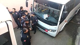 Diyarbakır'da asılsız ihbarla 40 genç gözaltına alındı