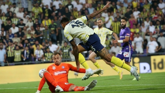 Fenerbahçe, Austria Wien karşısında avantajı kaptı