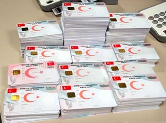 Saray ve AKP doğruladı: Seçime kadar 3 milyon Suriyeliye vatandaşlık verilecek