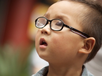 Gözlük takan çocukların sayısı neden arttı?