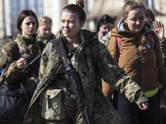 Ukrayna: Esir takasıyla 108 kadın asker serbest bırakıldı
