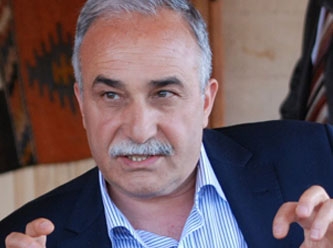 Fakıbaba AKP’den ve milletvekilliğinden istifa etti!