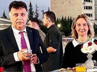 AKP'li vekilin eşi, uyuşturucu kaçakçıları adına rüşvet pazarlığı yapmış