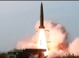 Kuzey Kore, Japon Denizi'ne bir füze daha attı