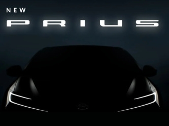 Toyota, Prius'un yeni kasasını tanıttı