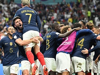 Son şampiyon Fransa, İngiltere engelini geçti