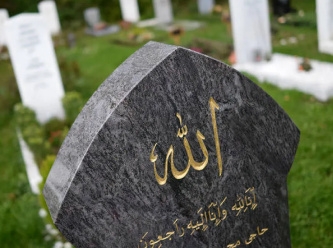 Hannover'de cesetler karıştı, Müslüman Türkün cesedi yakıldı
