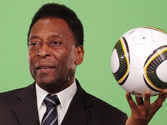 Futbol dünyası yasta: Efsane isim Pele hayatını kaybetti!
