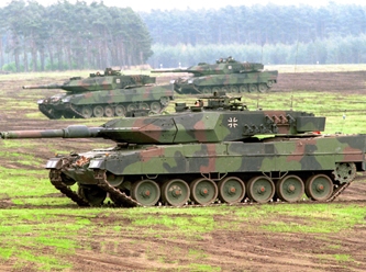 Almanya üzerindeki Leopard 2 baskısı artıyor