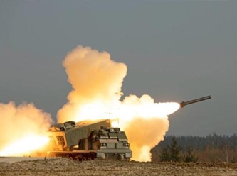 Yeni uzun menzilli füzeler ve HIMARS’lar Kiev’e gidiyor