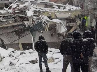 'AFAD' krizi: Almanya'da ambarlar yardım dolu ancak deprem bölgesine gitmesine izin verilmiyor