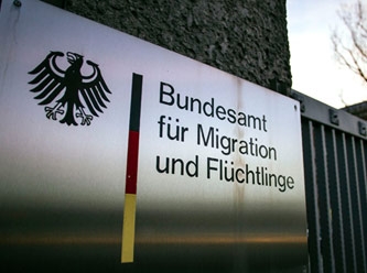 Almanya'da mülteci zirvesi hüsranla bitti