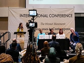 California Eyalet Üniversitesinde Hizmet Hareketi üzerine Uluslararası konferans yapıldı
