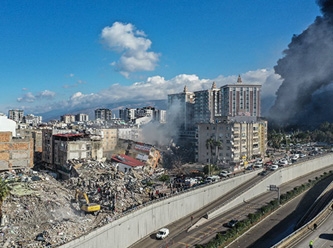 Kahramanmaraş'ta fabrika çöktü: Ölü ve yaralı işçiler var