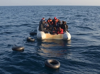 Mültecileri taşıyan tekne battı çok sayıda ölü var