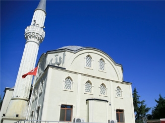 AKP’li belediye bu camiyi de satılığa çıkardı