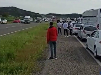 Erdoğan için yollar kapandı, vatandaşlar saatlerce mahsur kaldı