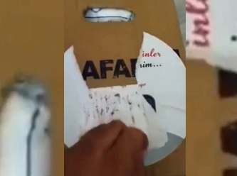 AFAD kolilerine bu kez AKP logosu yapıştırıldı!
