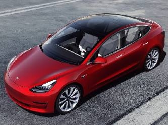 Tesla, sattığı 1,1 milyon aracı geri çağıracak