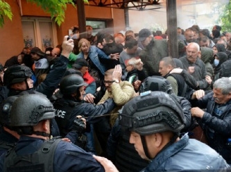 Balkanlar diken üstünde: Çatışmalar büyüyor