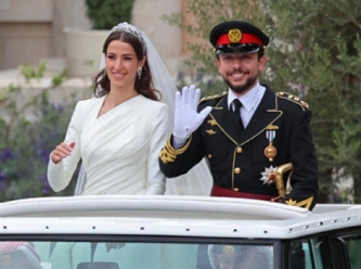 Ürdün Veliaht Prensi Hüseyin, Suudi mimar ile evlendi