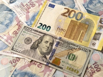 Dolar ve Euro'da yeni rekor! Devalüasyon hız kesmeden devam ediyor