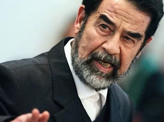 Saddam'ın yüzüne idam kararı okunurken çekilen fotoğrafı ortaya çıktı