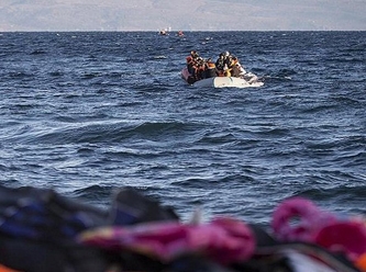 Göçmen botu battı, 51 kişi hayatını kaybetti