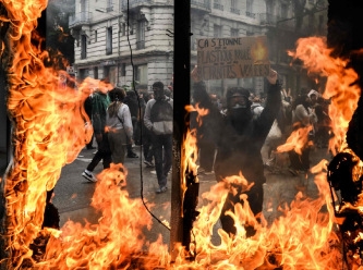 Protestolar devam ediyor: Fransa'da 500'den fazla bölge karıştı