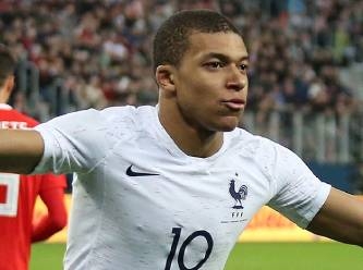 PSG’den Mbappe’ye rest! ‘Kimse kulüpten büyük değil’