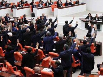 AKP'nin Meclis'te çoğunluk oyunu!