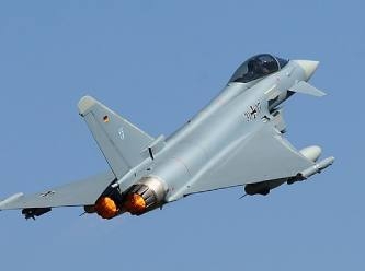 Scholz: Riyad'a yakın tarihte Eurofighter savaş uçağı teslimatı olmayacak