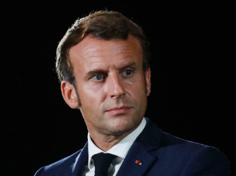 Macron’a ‘kesik parmak’ şoku
