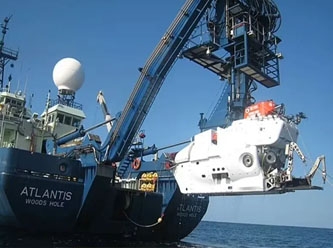 Titan denizaltısı niye patladı?