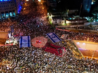 Protestolara rağmen İsrail meclisi, tartışmalı yargı düzenlemesini onayladı