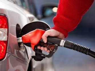 Benzine 2 lira birden zam: 38 lirayı aşan benzin, seçim günü 19.81 liraydı!