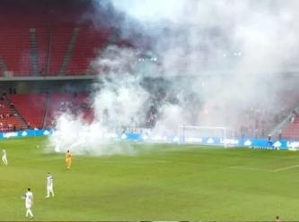 Tirana-Beşiktaş maçında skandal: Ortalık karıştı