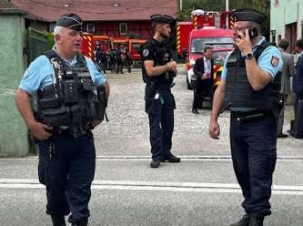 Fransa’da facia: Yangında mahsur kalan 11 kişi öldü