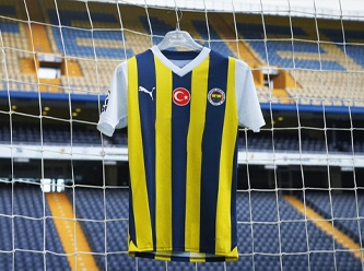 Fenerbahçe'ye 5 yıldızlı forma cezası