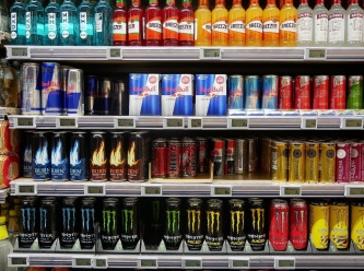 'Enerji içeceklerinin çocuklara satışı yasaklansın'