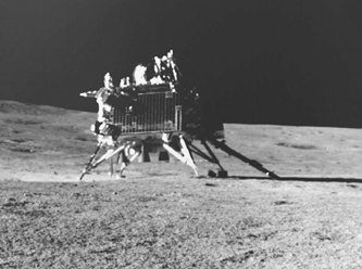 Hindistan Ay'a gönderdiği uzay aracını uyuttu