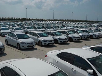 AKP'li belediyeler tasarruf genelgesini takmıyor: Araçlara servet ödediler