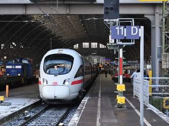 Almanya: Demiryolu hatlarına kundaklama şüphesi