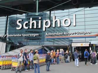 Schiphol’de uçuşlar kısıtlanacak